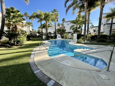 Casa en venta en Bahía de Marbella, Marbella, Málaga