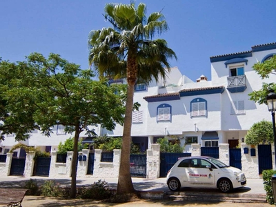 Casa en venta en San Pedro de Alcántara Pueblo, Marbella, Málaga