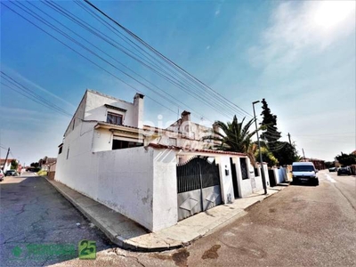 Casa pareada en venta en Calle de El Greco