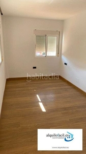 Alquiler piso en calle sauce estupendo piso en el infante ideal para pareja o compartir en Murcia