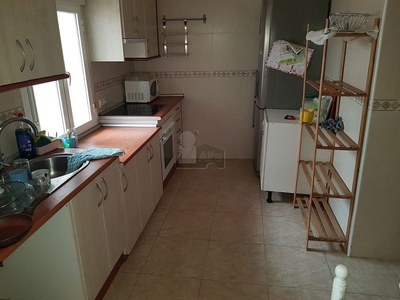 Piso en alquiler en Plasencia de 3 habitaciones con terraza y garaje