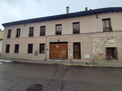 Piso en venta enc. huertas, 2,talamanca del jarama,madrid