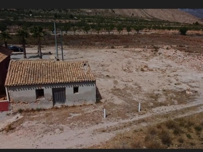 Terreno con Ruinas en venta en la El Chicamo