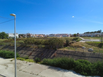 Terreno urbano no consolidado en venta enpre. sitio subfase rio pudio,coria del rio,sevilla