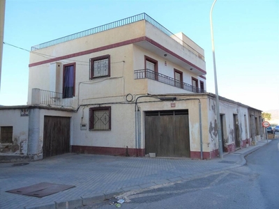 Venta Casa adosada en Carretera Almeria 20 I Berja. Buen estado plaza de aparcamiento 420 m²
