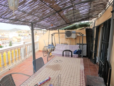 Venta Casa adosada Málaga. Buen estado plaza de aparcamiento 150 m²