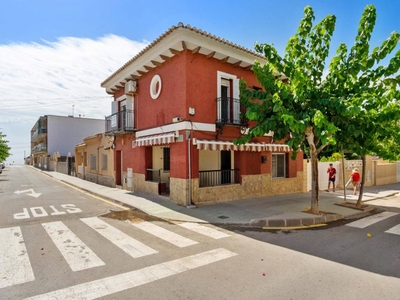 Venta Casa adosada en Torre de la Horadada Pilar de la Horadada. Con terraza 126 m²