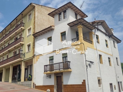 Venta Casa rústica en Calle San Antonio Colunga. A reformar 197 m²