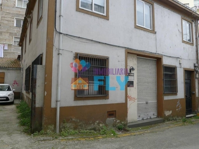 Venta Casa unifamiliar Ourense. A reformar con terraza 350 m²