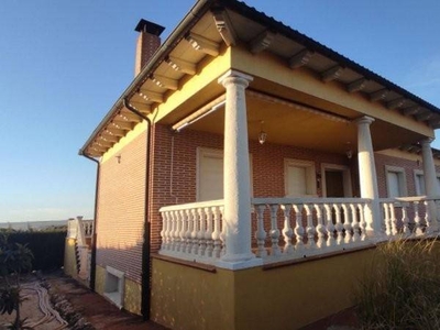 Venta Casa unifamiliar Villanueva de Duero. Buen estado con terraza 347 m²