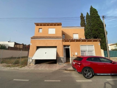 Venta Chalet en Calle Peral 5 Vera. Buen estado plaza de aparcamiento 235 m²