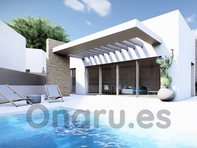 Venta Chalet San Miguel de Salinas. Nueva 90 m²