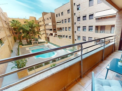 Venta de piso con piscina y terraza en Noreña (Córdoba), Arroyo del Moro