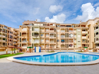 Apartamento en venta en Parque de las Naciones, Torrevieja, Alicante