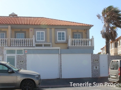 Casa en venta en El Medano, Granadilla de Abona, Tenerife