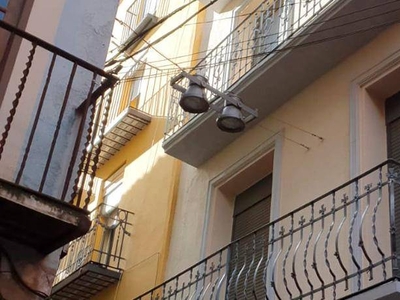 Venta Piso Balaguer. Piso de dos habitaciones en Calle Avall.