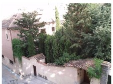 Venta Casa unifamiliar en Calle LA PARRA Segovia. Buen estado 775 m²