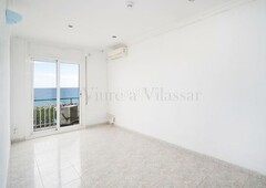 Apartamento en carrer del canonge almera 44 apartamento con 2 habitaciones con aire acondicionado y vistas al mar en Vilassar de Mar