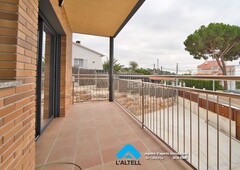 Chalet con 3 habitaciones con parking, calefacción y aire acondicionado en Ametlla del Vallès (L´)
