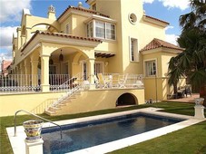 Alquiler Chalet Marbella. Nueva con terraza 500 m²