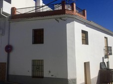 Venta Casa adosada en Calle Calle Empedrada Colmenar. A reformar con terraza 234 m²