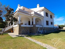 Venta Chalet Villanueva del Trabuco. Con terraza 232 m²