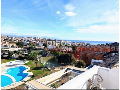 Ático en venta en Calle Acebo en Torrequebrada por 299.000 €