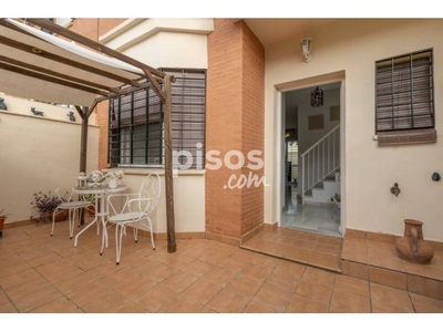 Casa pareada en venta en Coria del Rio los Naranjos