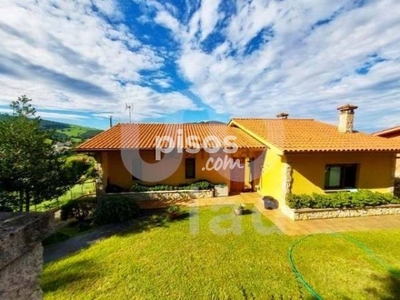 Chalet en venta en Villaviciosa en Villaviciosa por 325.000 €