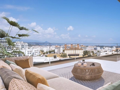 Piso en venta en Puerto de Estepona, Estepona, Málaga