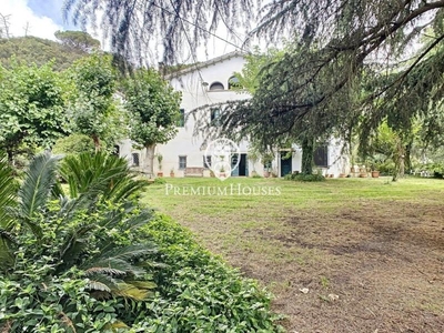 Casa con terreno en Sant Cebrià de Vallalta