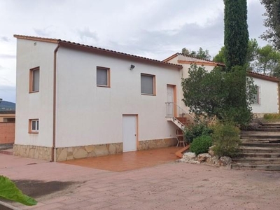 Chalet en La Torre de Claramunt