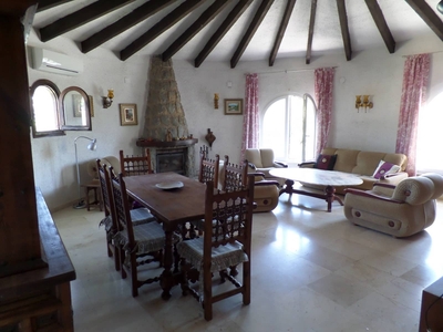 Chalet en venta en Benissa, Alicante