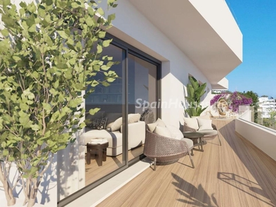 Apartamento en venta en Los Llanos, Estepona