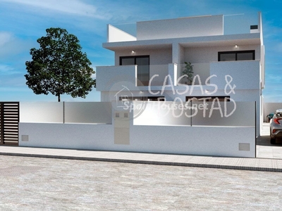 Casa adosada en venta en San Pedro del Pinatar