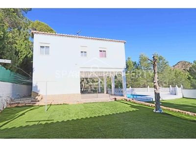 Casa independiente en venta en Monserrat