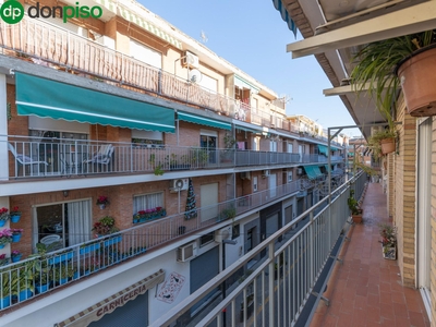 Venta de piso con terraza en Maracena, Plaza del algibe