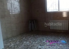 Chalet estupenda vivienda de 258m2 construidos, patio de 180m2, a reformar. en Ciempozuelos