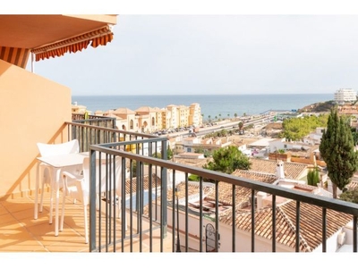 APARTAMENTO CON TERRAZA Y VISTAS AL MAR