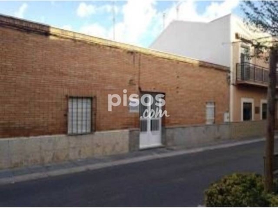 Casa adosada en venta en Calle de la Solanilla