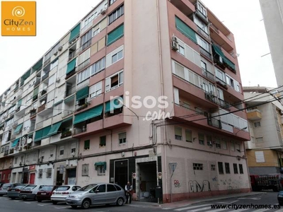 Piso en alquiler en Calle Enrique Monsonís Domingo, 25 en Pla del Bon Repòs por 575 €/mes