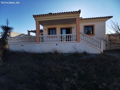 Se vende casa con parcela en Chirivel