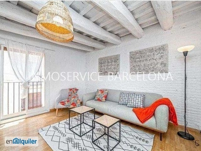 Alquiler piso con 2 habitaciones Ciutat vella