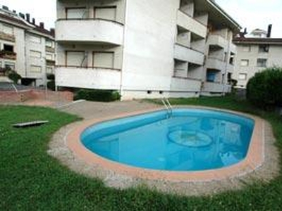 Apartamento de alquiler en Avenida Juan Hormaechea Cazón, Arnuero