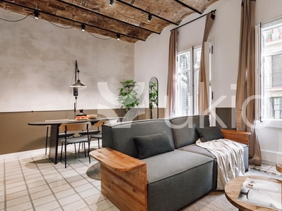 Apartamento de alquiler en Carrer de Les Carolines, Vila de Gràcia