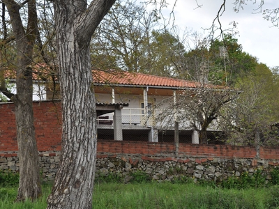 Casa de pueblo en venta en San Lorenzo, 1