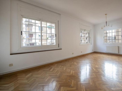 Piso de alquiler en Carrer de Sant Antoni María Claret, El Guinardó