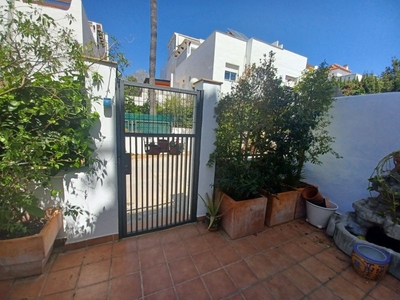Alquiler de casa con piscina y terraza en Nagüeles Alto (Marbella (Municipio)), Cumbres de Nagüeles