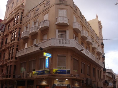 Alquiler de piso con terraza en Centro (Ceuta)
