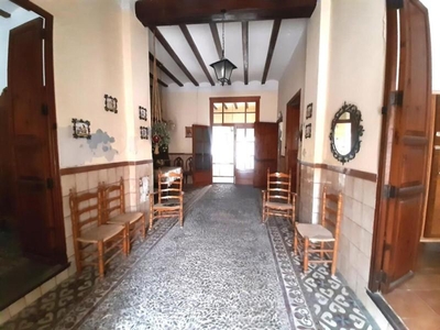 Casa con terreno en Sagunto